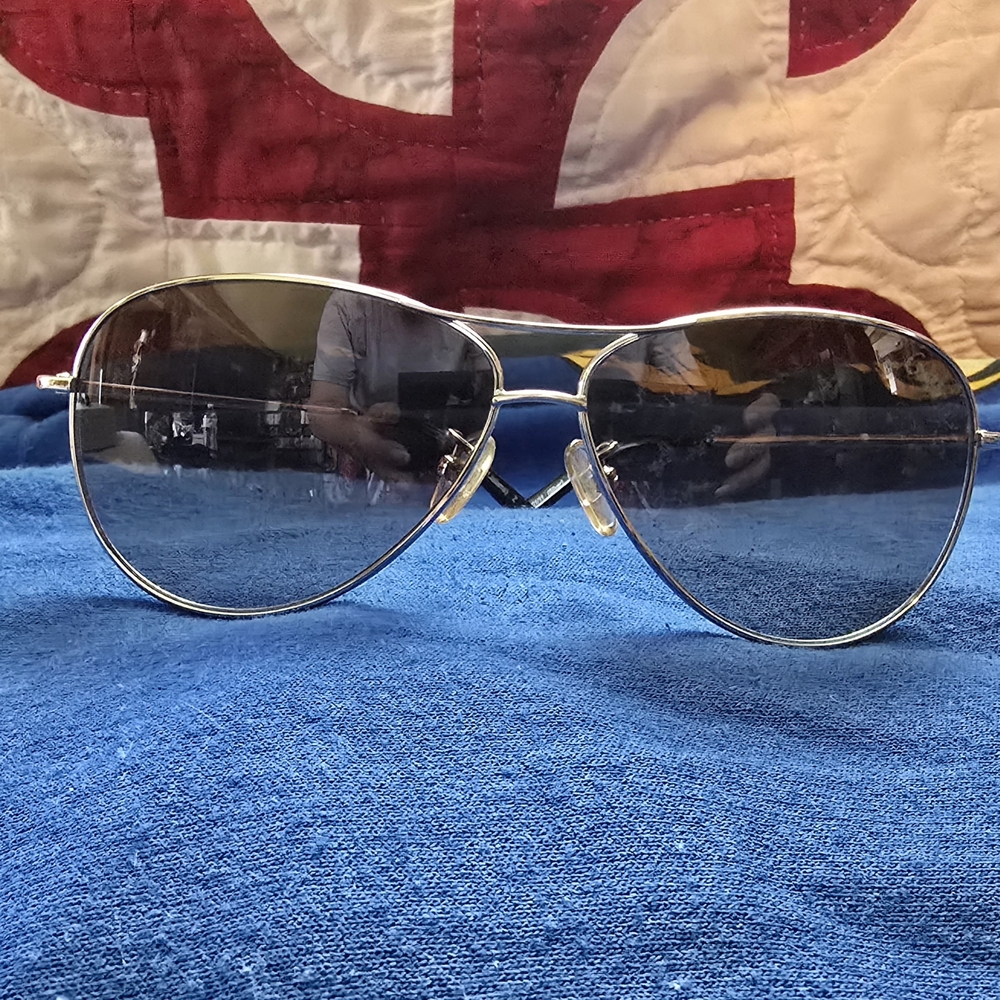 Coach  Aviator Sunglasses *Euc Juliana L911